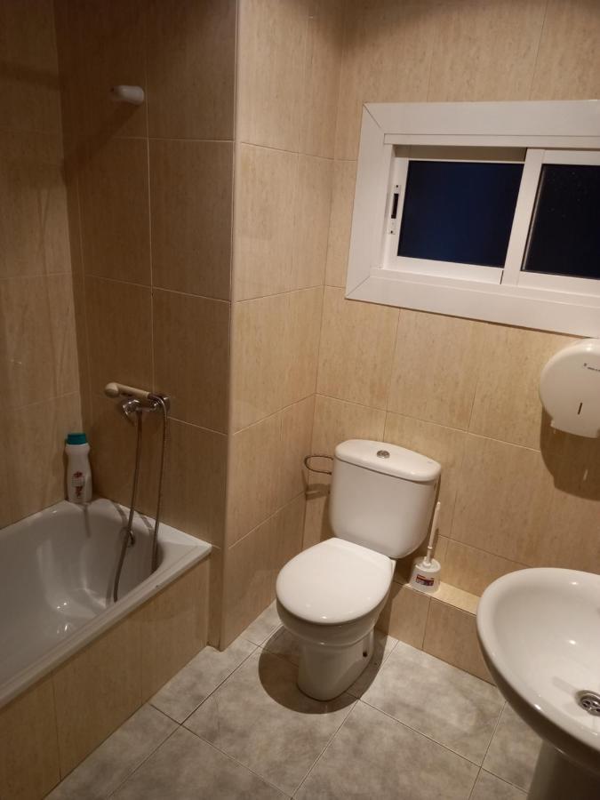 Hostal Muntaner Barcelona Exterior photo