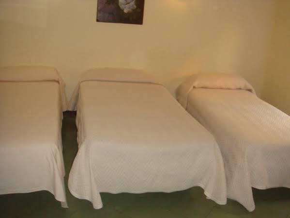 Hostal Muntaner Barcelona Exterior photo